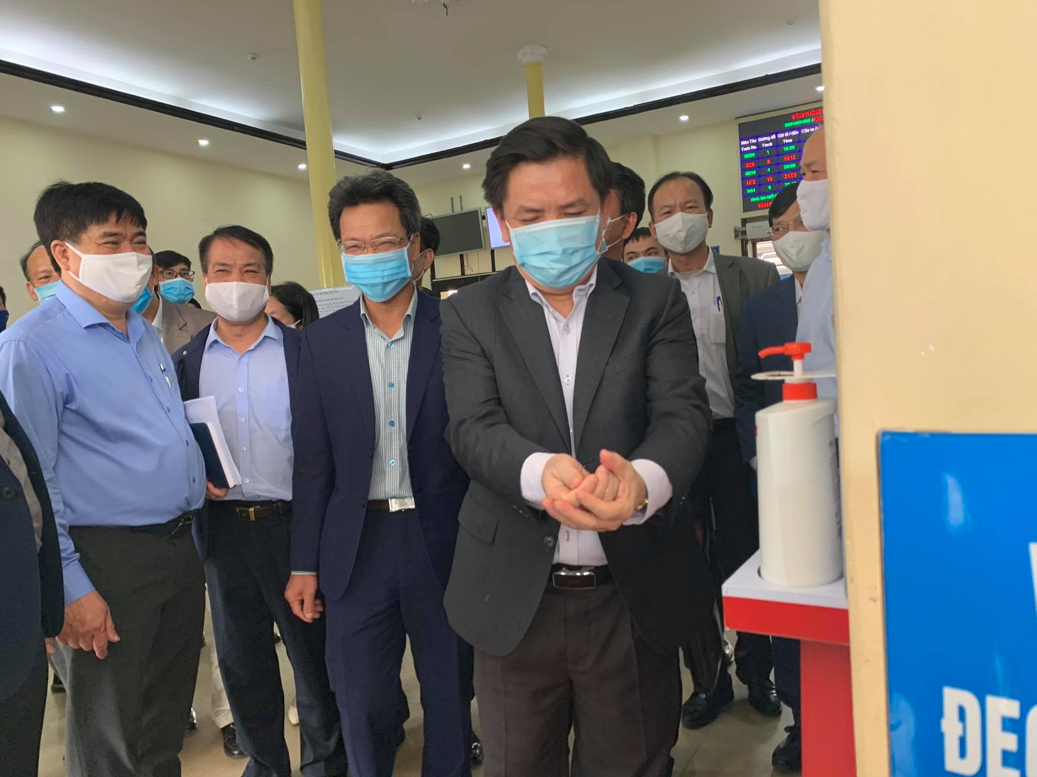 Bộ trưởng GTVT: Bến xe, nhà ga cần đầu tư thiết bị đo thân nhiệt tự động 3